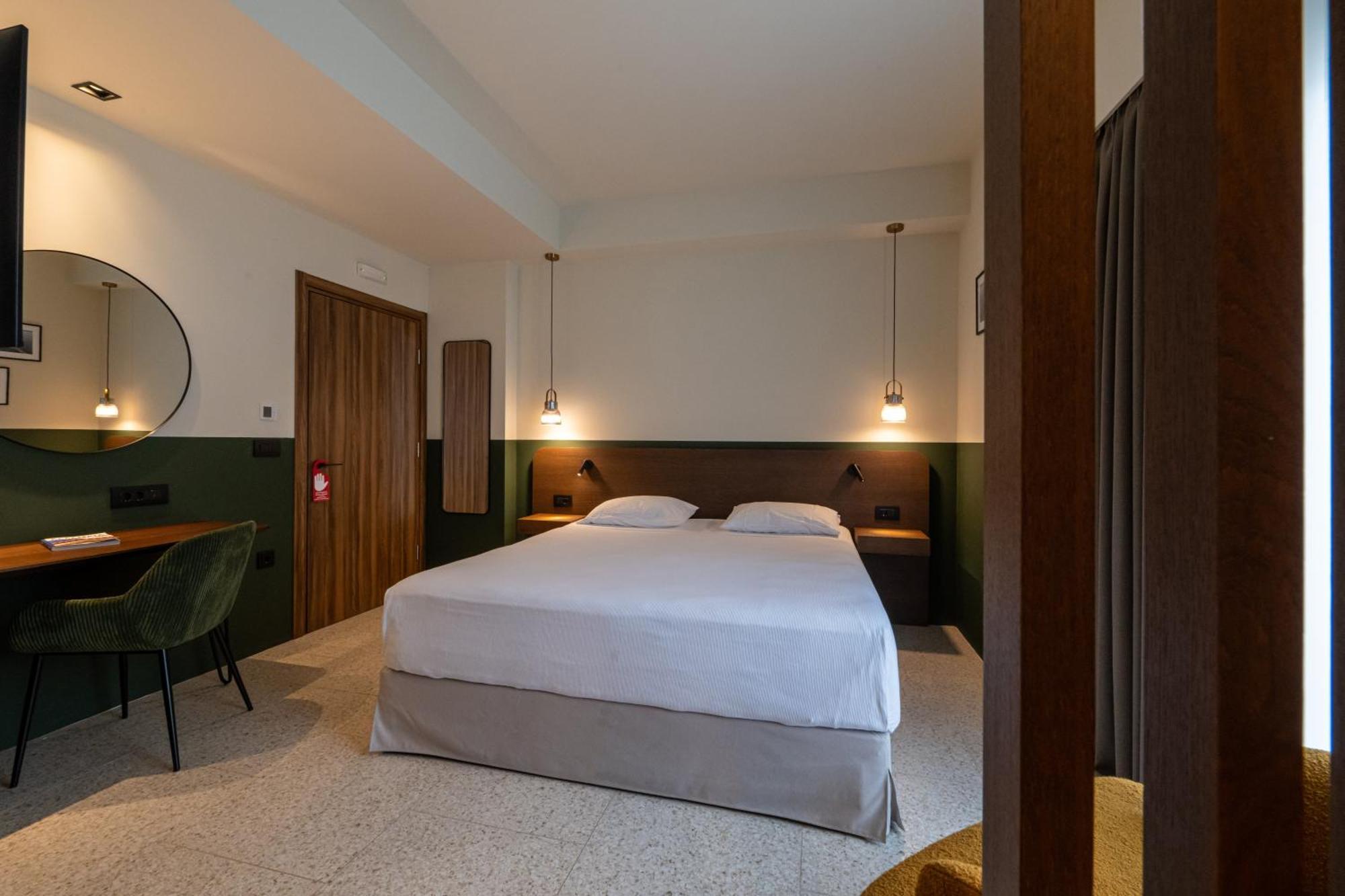 Evripidou 7 - Kalamata Mediterranean Suites Kültér fotó