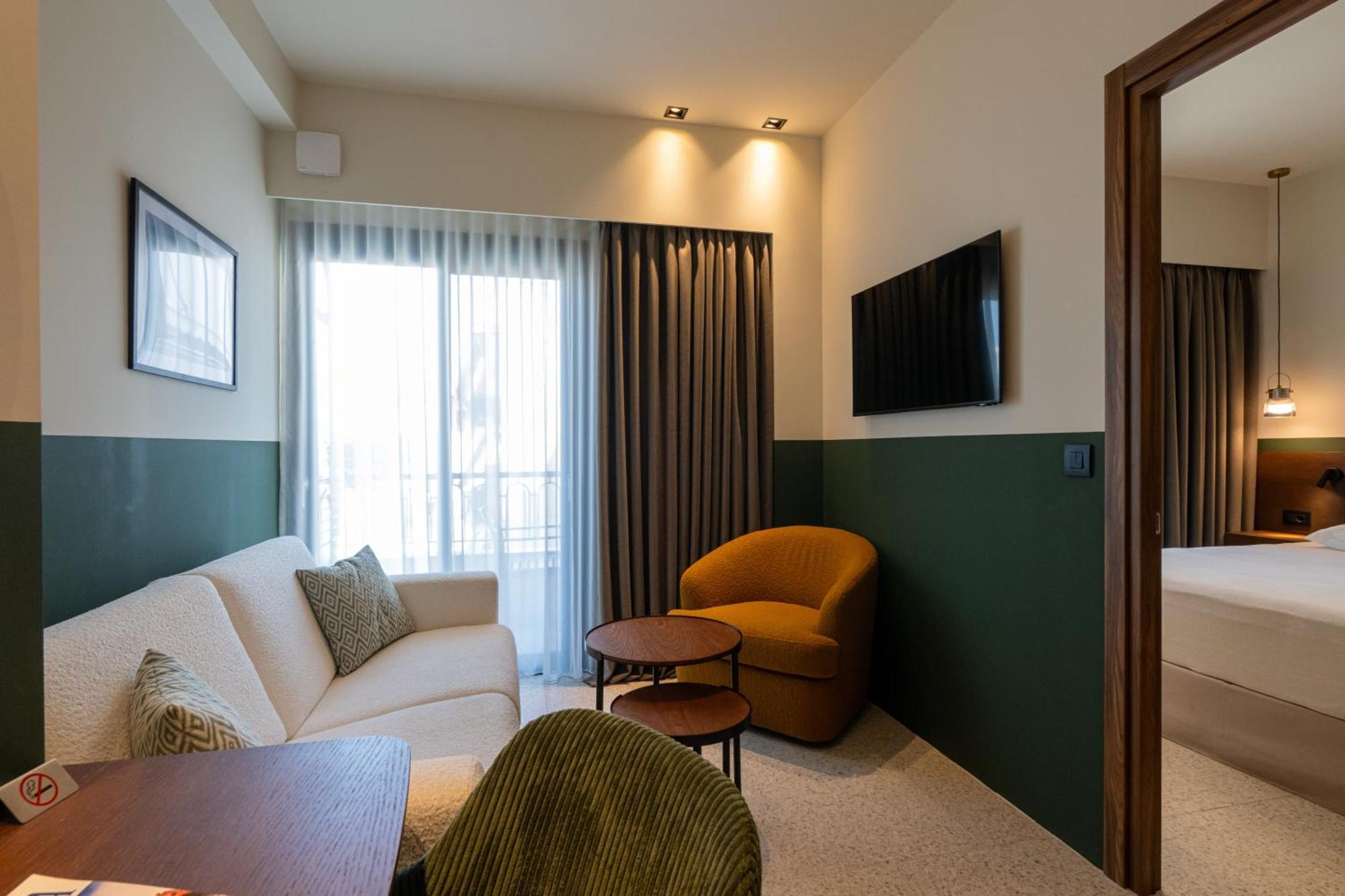 Evripidou 7 - Kalamata Mediterranean Suites Kültér fotó