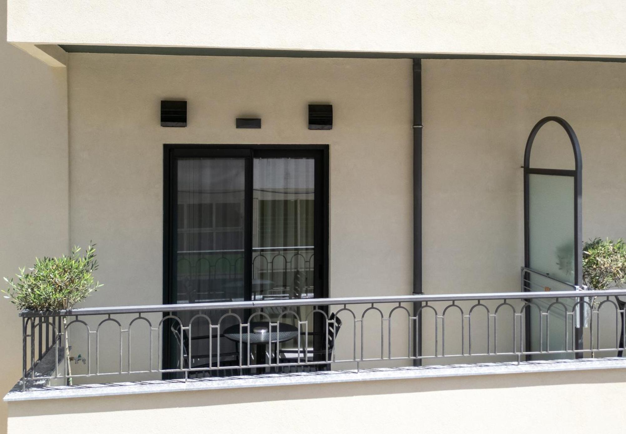 Evripidou 7 - Kalamata Mediterranean Suites Kültér fotó