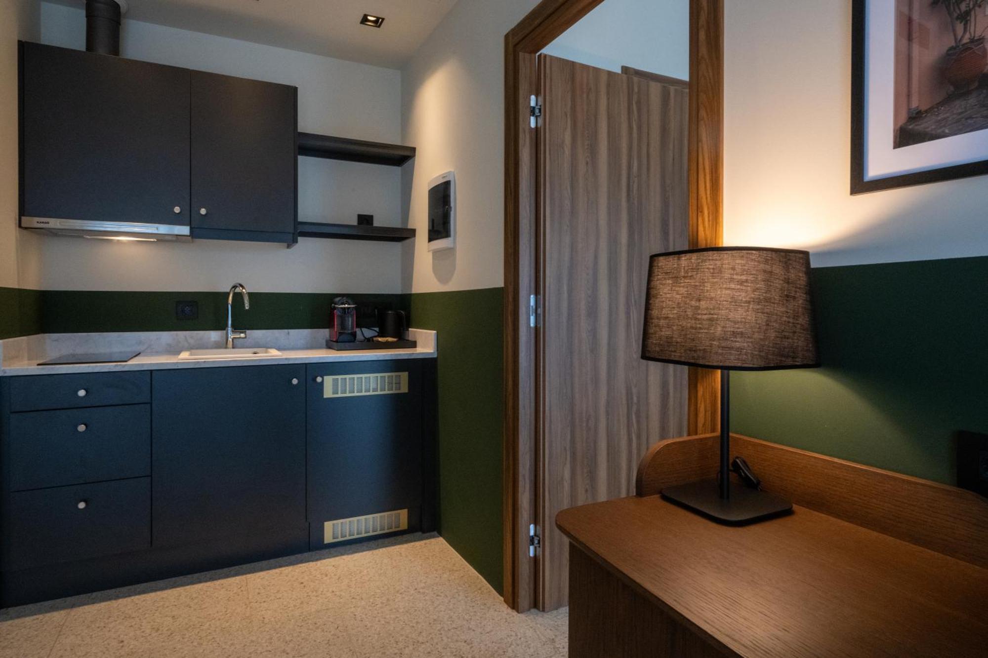 Evripidou 7 - Kalamata Mediterranean Suites Kültér fotó