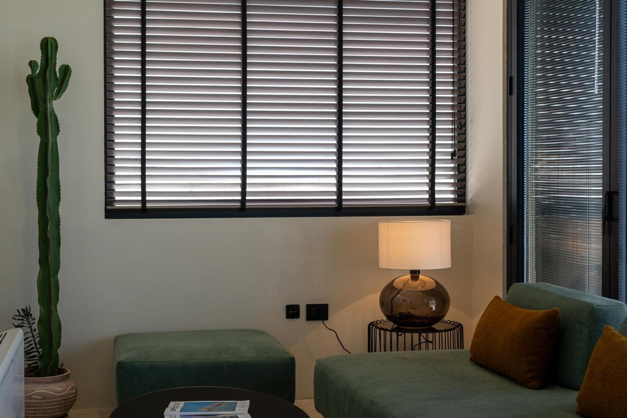 Evripidou 7 - Kalamata Mediterranean Suites Szoba fotó